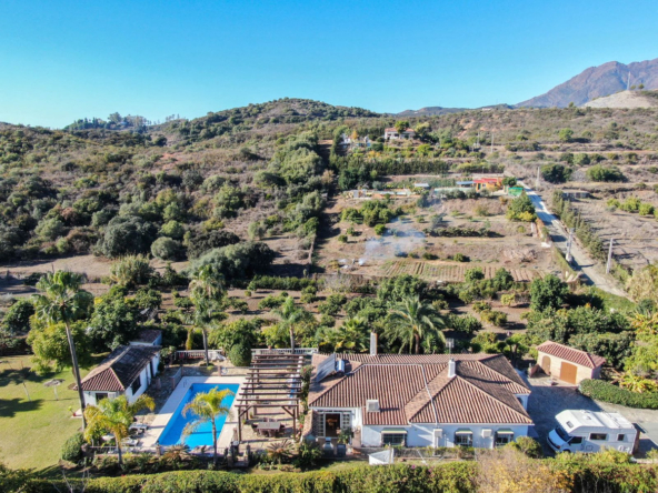Finca - Cortijo in Estepona