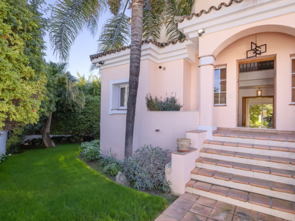 Detached Villa in San Pedro de Alcántara