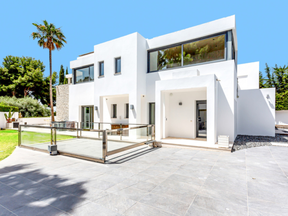 Detached Villa in The Golden Mile
