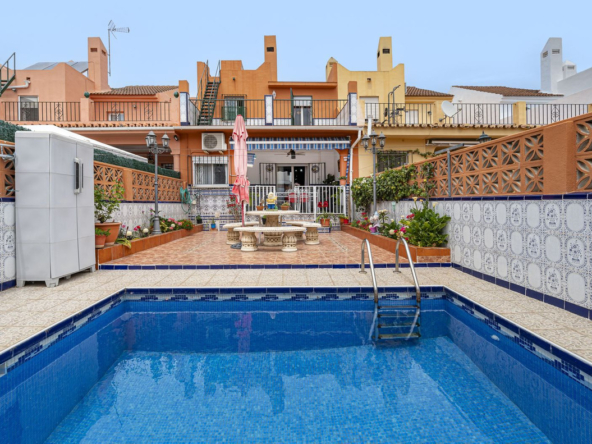 Detached Villa in Nueva Andalucía