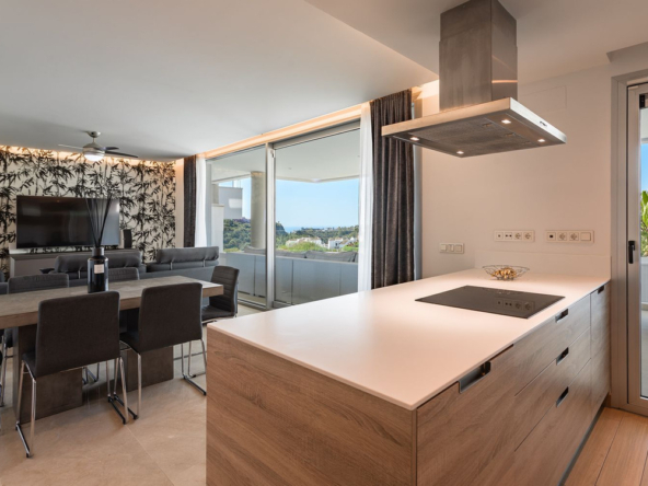 Middle Floor Apartment in Benahavís