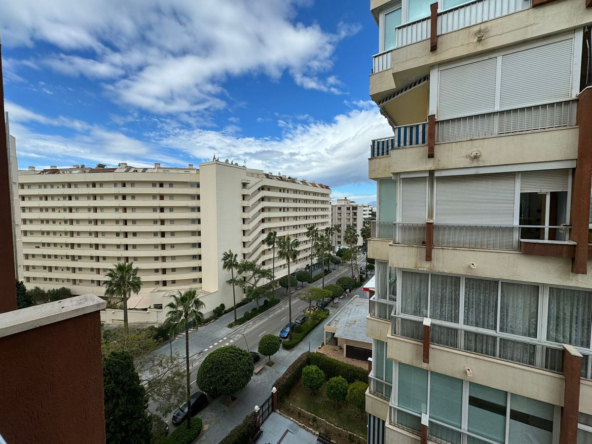 Middle Floor Apartment in Marbella