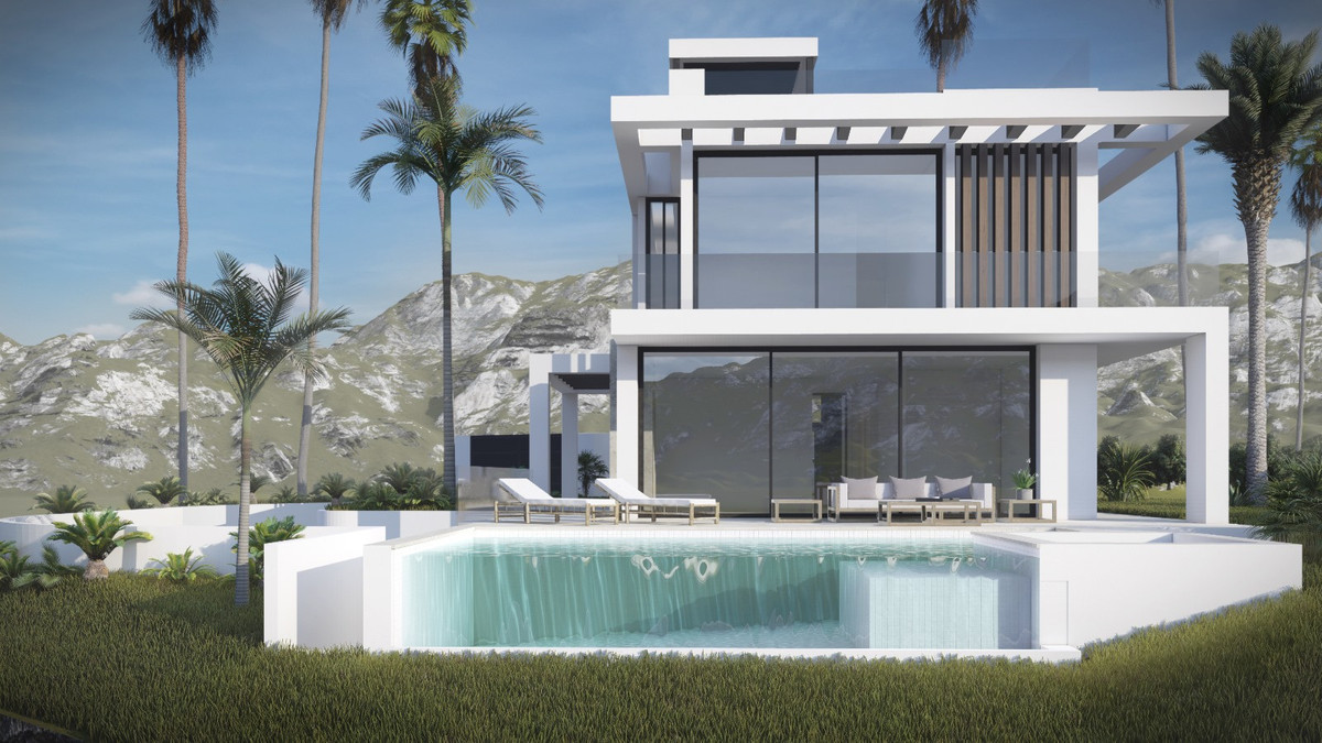 Detached Villa in Estepona