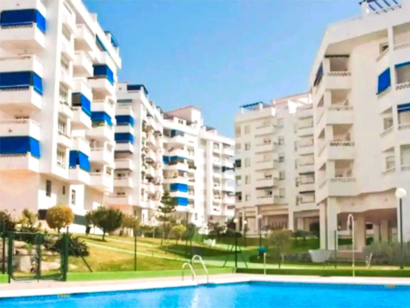 Middle Floor Apartment in Nueva Andalucía
